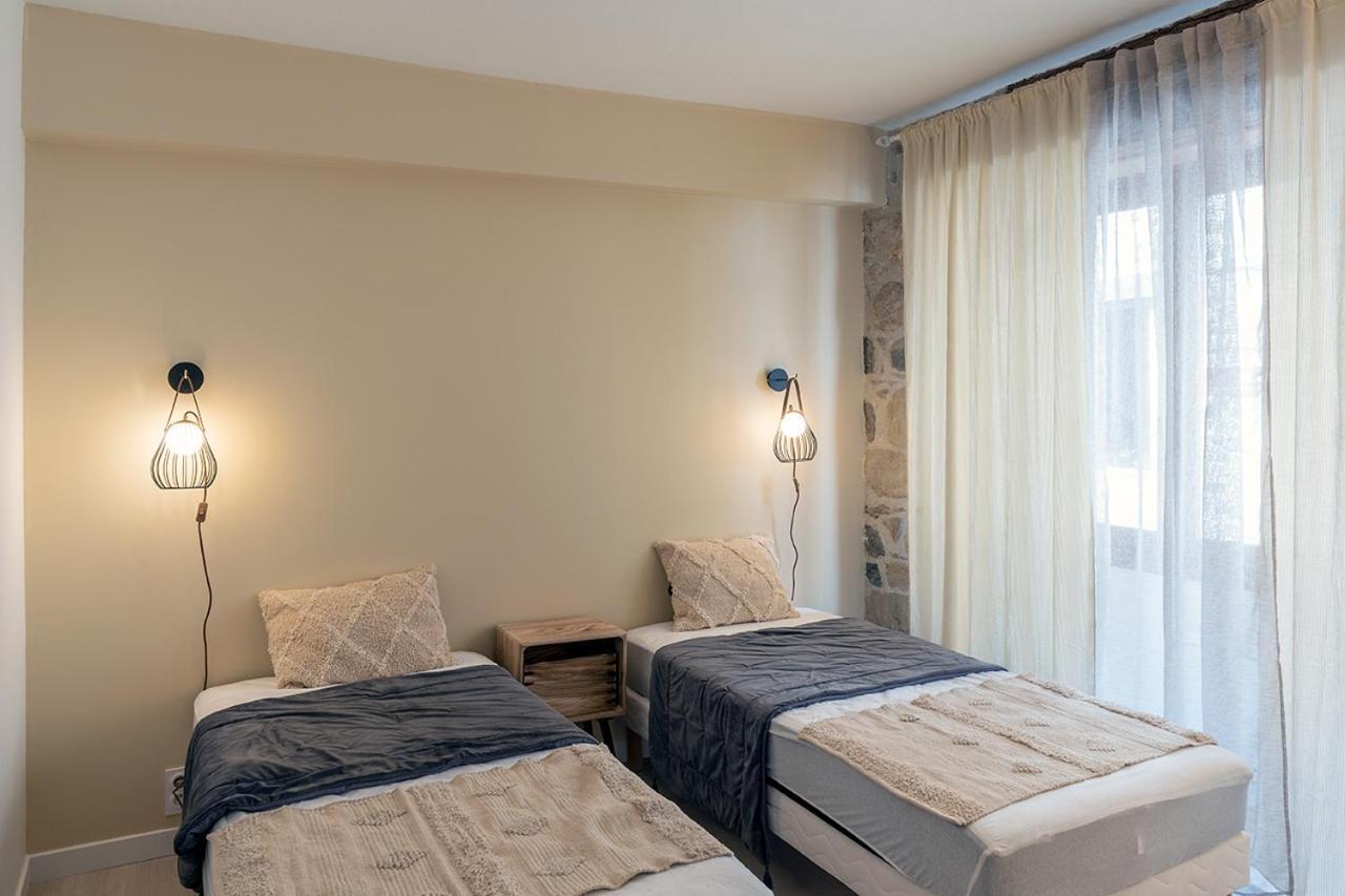 Ferienwohnung Logis Face A L'Abbatiale Beaulieu-sur-Dordogne Exterior foto