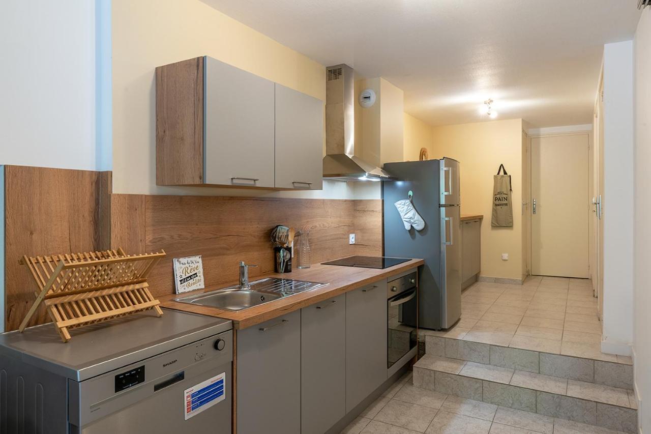 Ferienwohnung Logis Face A L'Abbatiale Beaulieu-sur-Dordogne Exterior foto